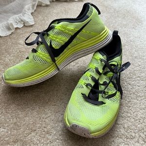 Nike Flyknit One Lunarlon Neon Size 8 - Women | Color: Neon Green